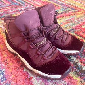 Air Jordan 11 Retro — Red Velvet — 5Y — WORN